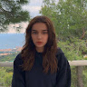 Meet your Posher, Mia